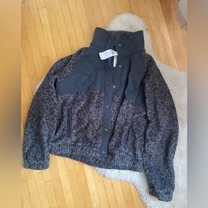 Brand new Abercrombie & Fitch grey leopard jacket NWT